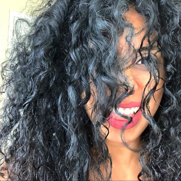 Meet your Posher, Roxana - Picture 2 of 2